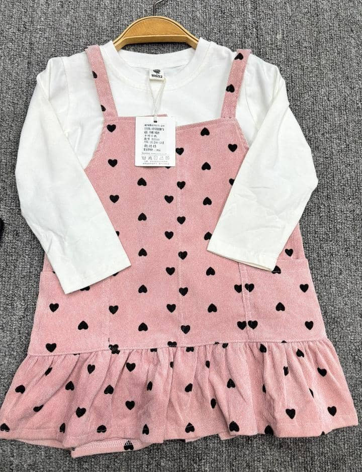 Girl's dress