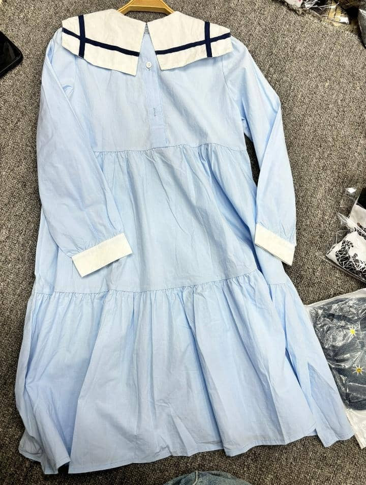 Girl's dress